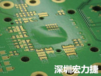 散熱差可能導(dǎo)致PCB阻焊層的剝離。