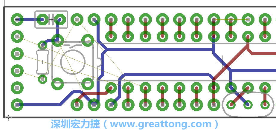 4.1. 把剩下的元件移動到電路板工作區(qū)上。